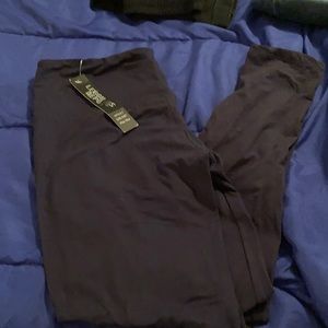 New with tag leggings Navy size xl